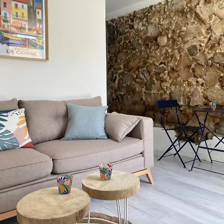 Studio De Charme Au Coeur Du Village De شقة *