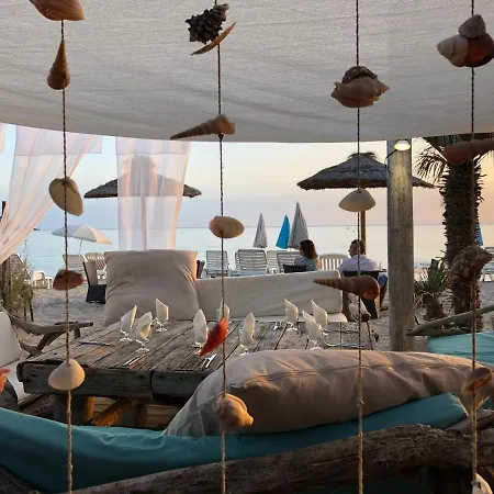 Studio De Charme Au Coeur Du Village De شقة *
